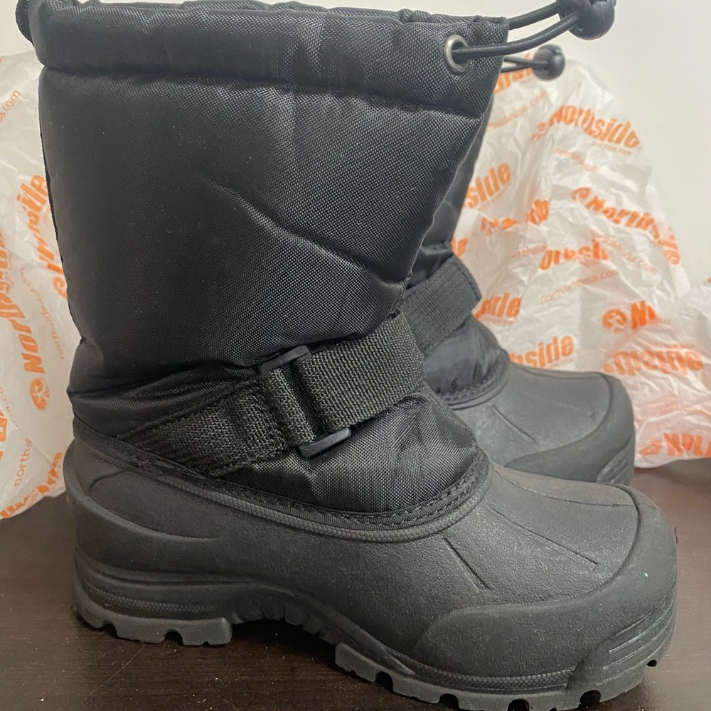 North Side Black Frosty Snow Boots.